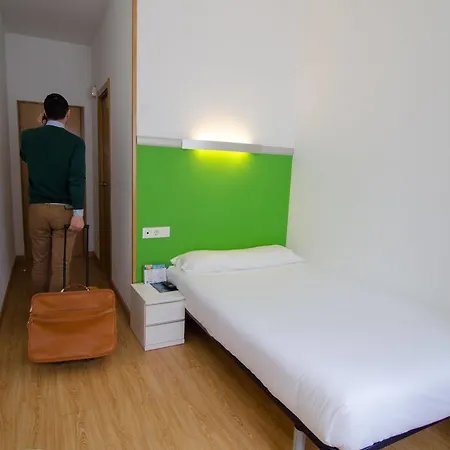 Centro Autocheckin 2* Vitoria-Gasteiz