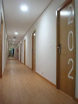 Centro Autocheckin 2* 비토리아개스테즈