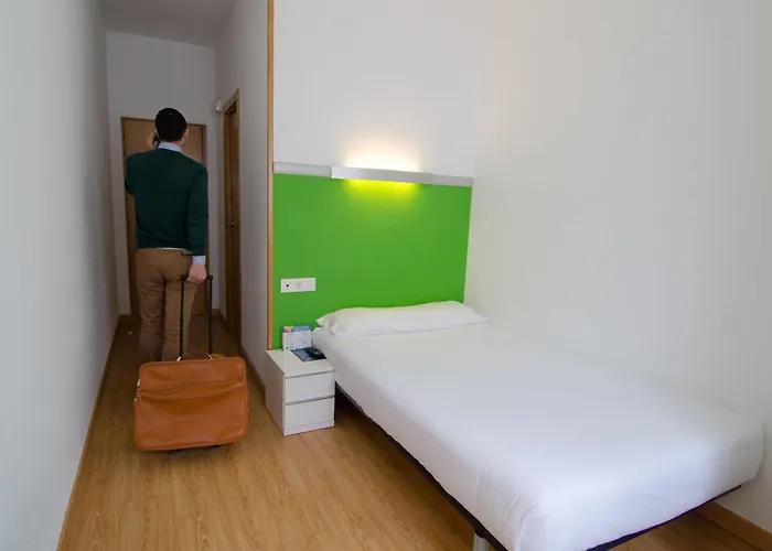 Centro Autocheckin 2* 비토리아개스테즈